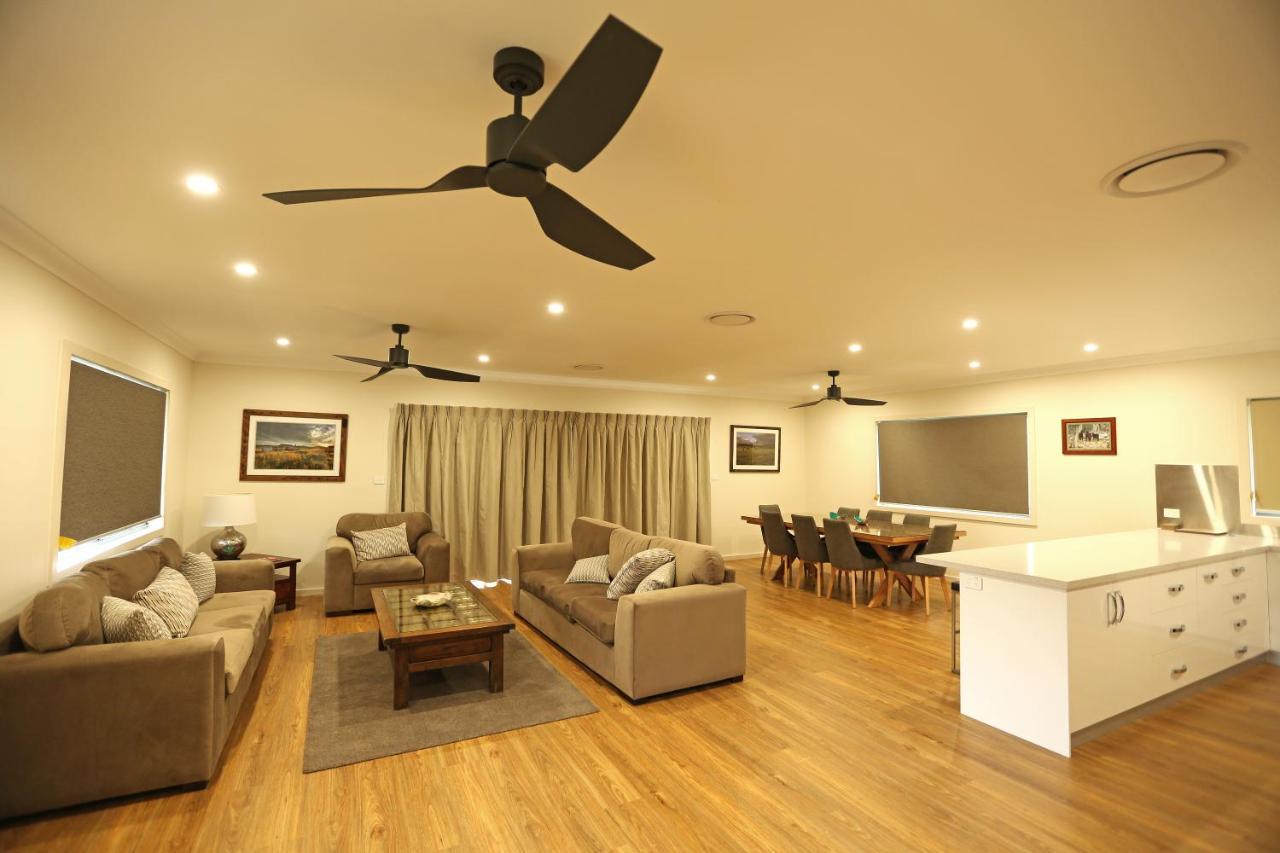 Elm Cottage Tumut Ngoại thất bức ảnh